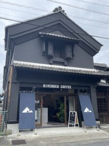 RIVERBED　COFFE外観