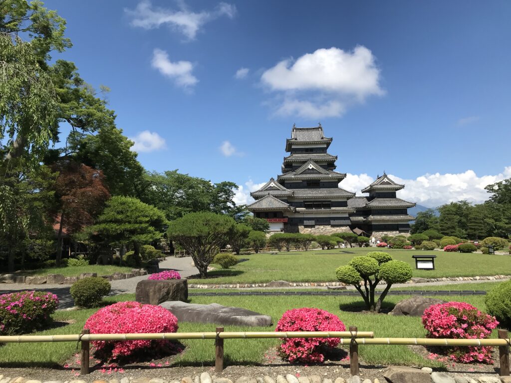 松本城遠景